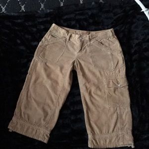 Gap capris...cute and comfortable!